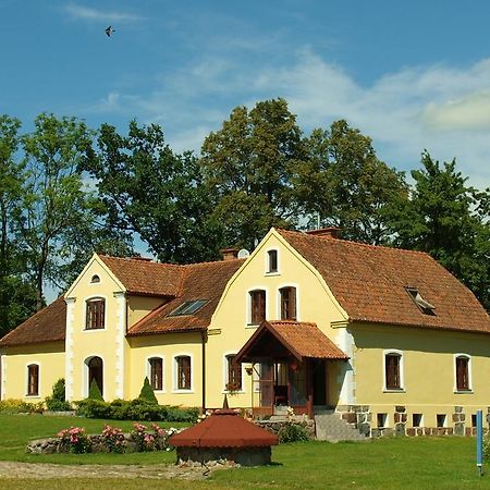 Dworek Szarki Екстер'єр фото